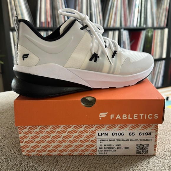 Fabletics Palms Performance Sneaker - Picture 1 of 3